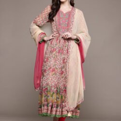 Trending-tops with leggings