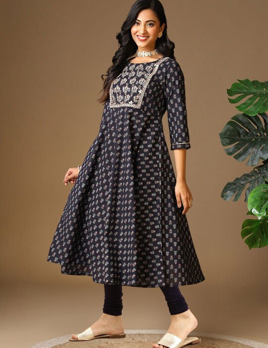 Black-tops with leggings